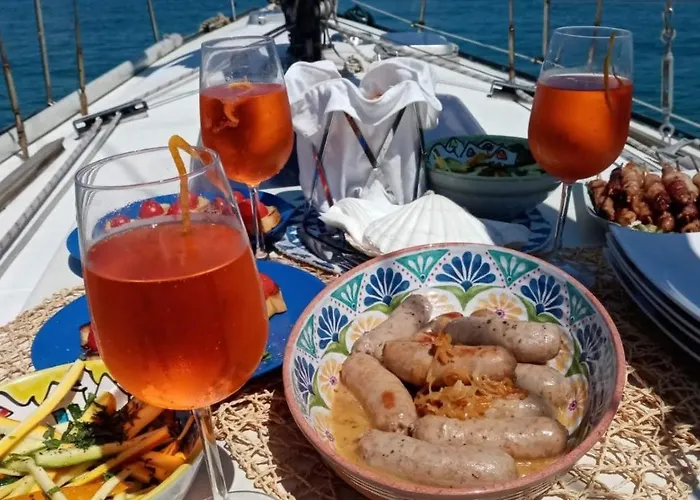 Hotel na wodzie La Tua Stanza A Vela Sul Mare *